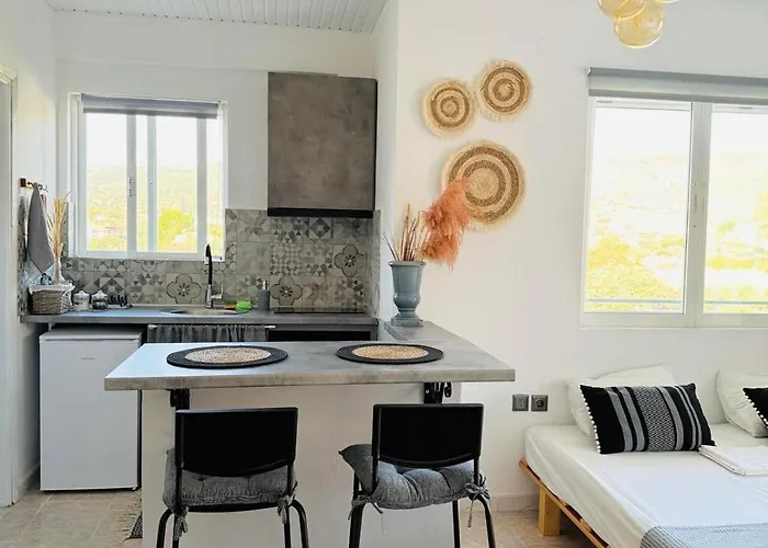 Giorgos Concept Agapi